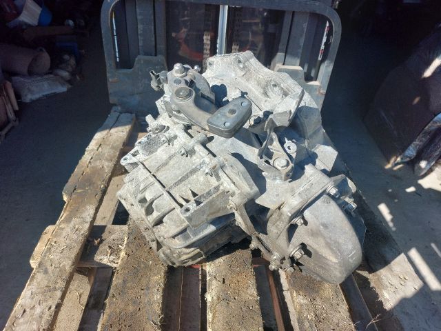 bontott OPEL MOKKA Váltó (Mechanikus)