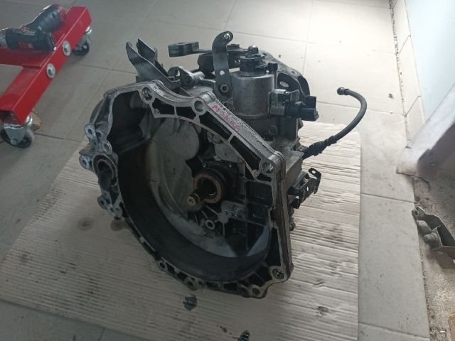 bontott OPEL MOKKA Váltó (Mechanikus)