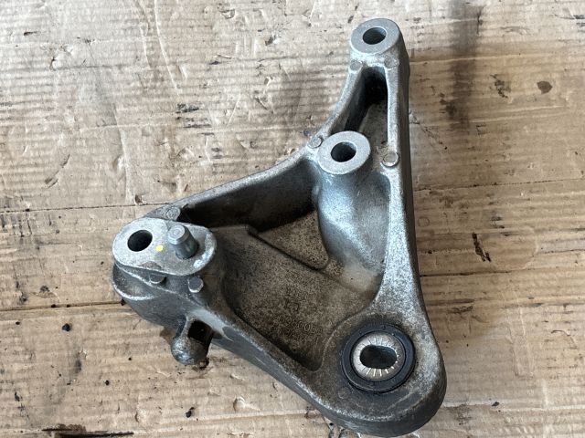 bontott OPEL MOKKA Váltó Tartó Bak (Pozíciófüggetlen)