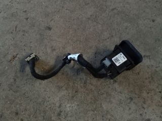 bontott OPEL MOKKA 230V Aljzat