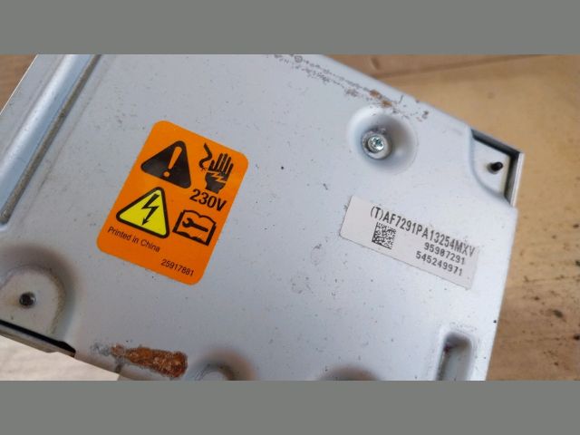 bontott OPEL MOKKA AC/DC Inverter 230V