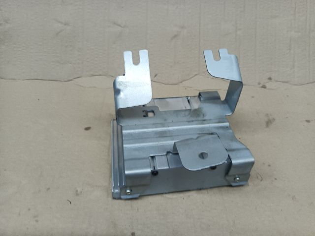 bontott OPEL MOKKA AC/DC Inverter 230V