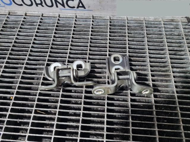 bontott OPEL MOKKA Ajtó Zsanér (Pozíciófüggetlen)