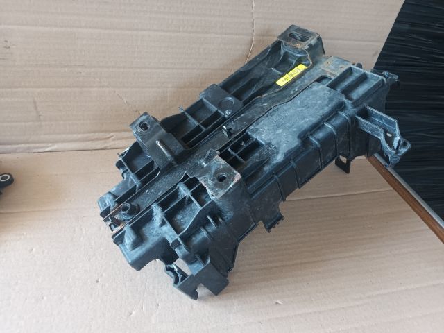 bontott OPEL MOKKA Akkumulátor Tartó