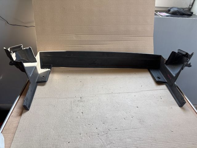 bontott OPEL MOKKA Alsó Hűtő Légterelő