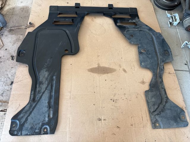 bontott OPEL MOKKA Alsó Motorburkolat