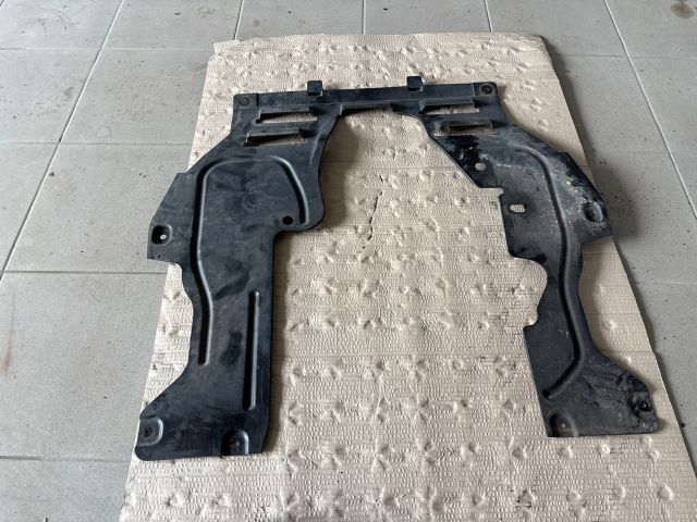 bontott OPEL MOKKA Alsó Motorburkolat