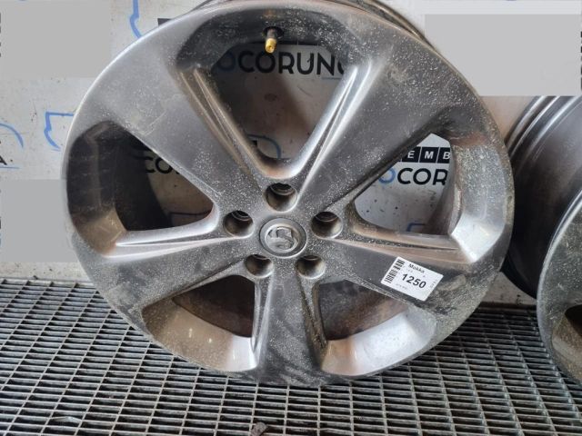 bontott OPEL MOKKA Alufelni Szett