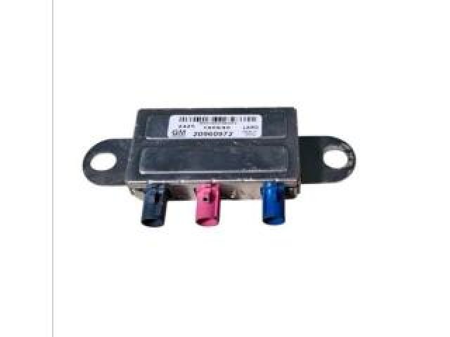 bontott OPEL MOKKA Antenna Erősítő