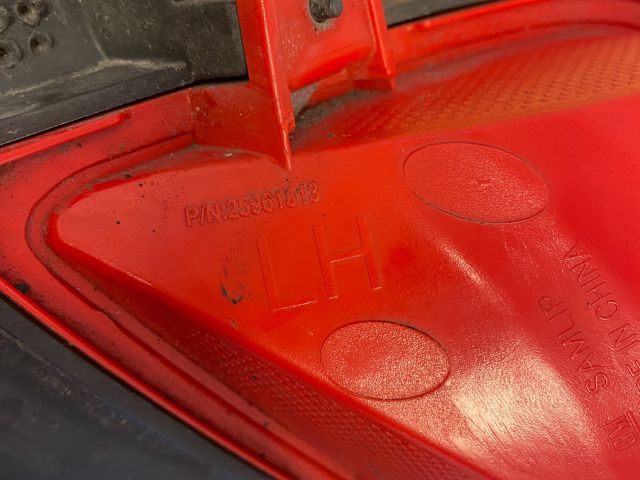 bontott OPEL MOKKA Bal Alsó Hátsó Lámpa