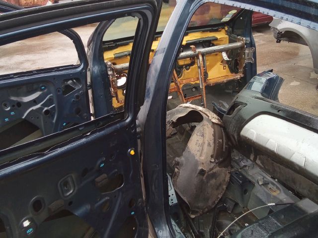 bontott OPEL MOKKA Bal B Oszlop