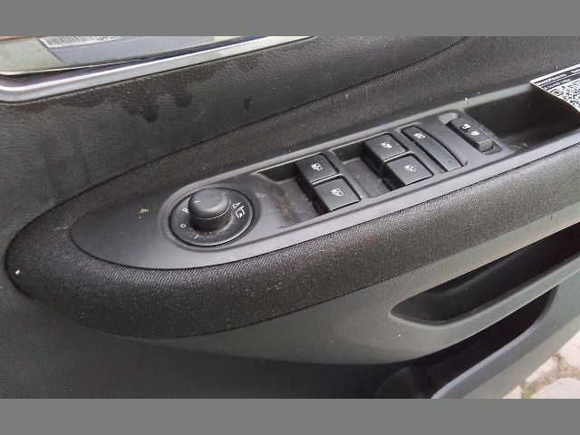 bontott OPEL MOKKA Bal első Ablakemelő Kapcsoló