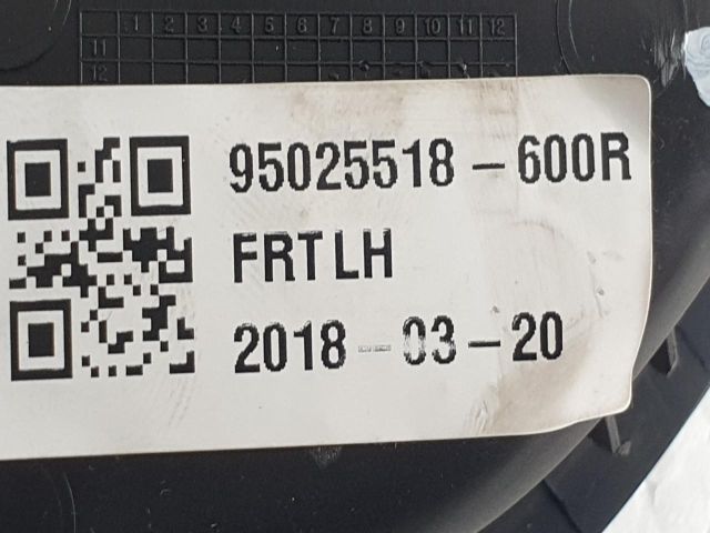 bontott OPEL MOKKA Bal első Ablakemelő Kapcsoló