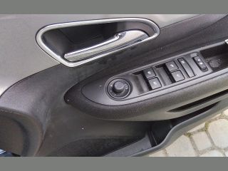 bontott OPEL MOKKA Bal első Ablakemelő Kapcsoló