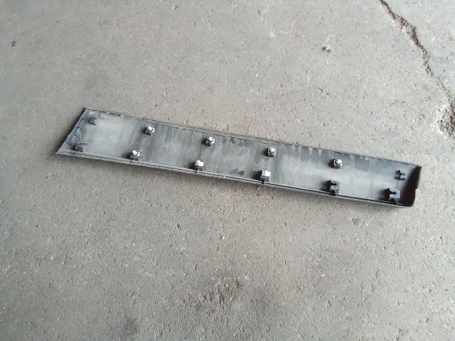 bontott OPEL MOKKA Bal első Ajtó Díszléc