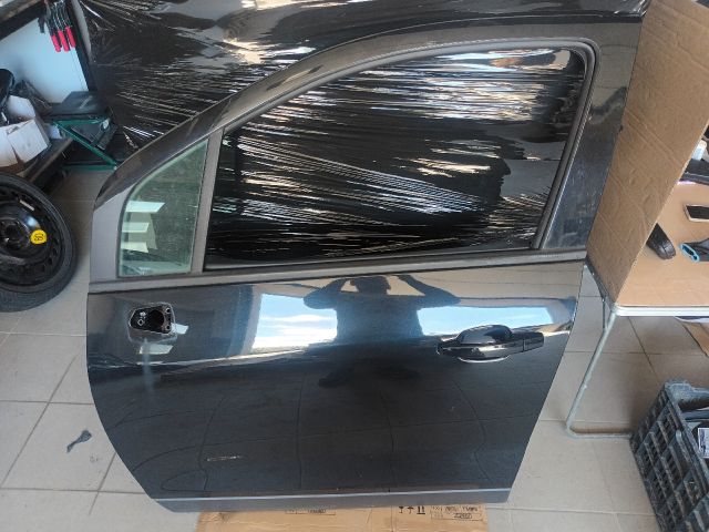 bontott OPEL MOKKA Bal első Ajtó (Részeivel)