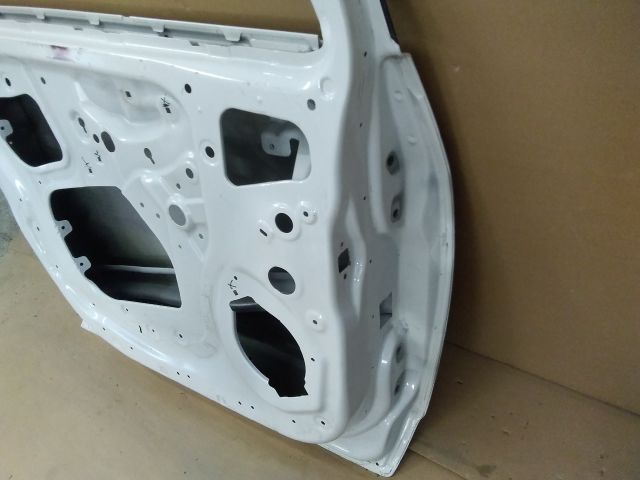 bontott OPEL MOKKA Bal első Ajtó (Üres lemez)