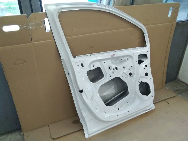 bontott OPEL MOKKA Bal első Ajtó (Üres lemez)