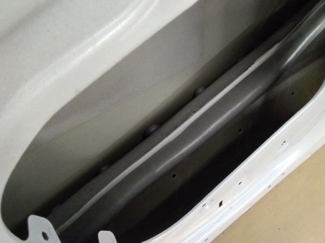 bontott OPEL MOKKA Bal első Ajtó (Üres lemez)