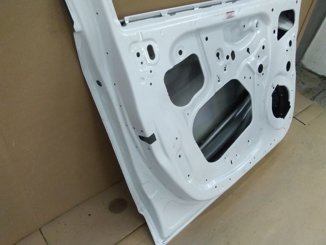 bontott OPEL MOKKA Bal első Ajtó (Üres lemez)