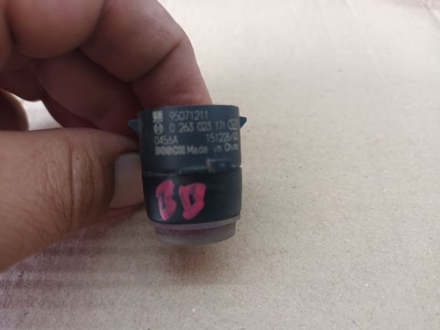 bontott OPEL MOKKA Bal első Belső Tolatóradar Fej