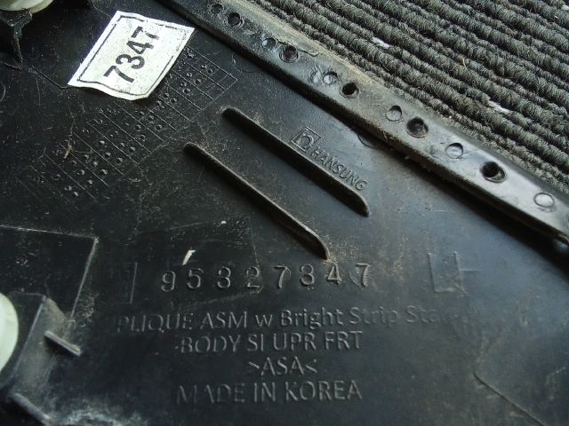 bontott OPEL MOKKA Bal első Sárvédő Díszléc