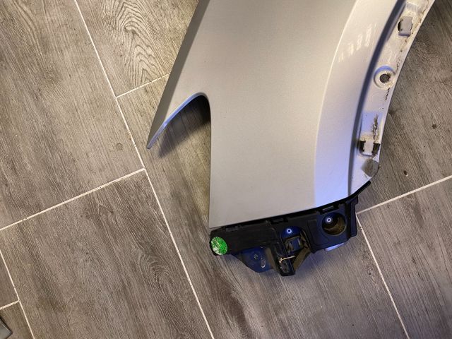 bontott OPEL MOKKA Bal első Sárvédő