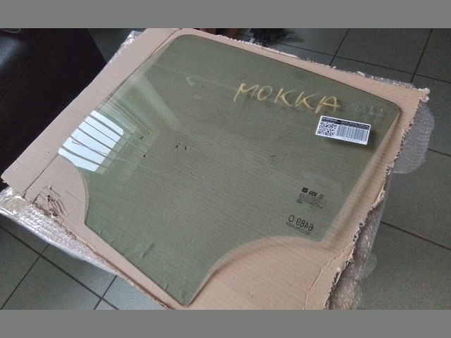 bontott OPEL MOKKA Bal hátsó Ablak