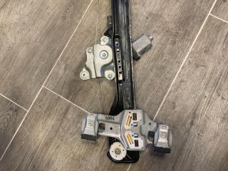 bontott OPEL MOKKA Bal hátsó Ablakemelő Szerkezet (Elektromos)