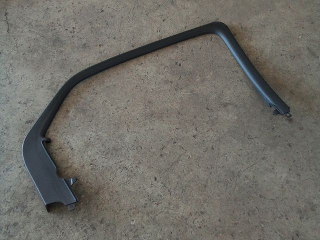 bontott OPEL MOKKA Bal hátsó Ajtó Díszléc