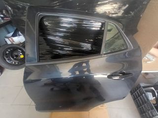 bontott OPEL MOKKA Bal hátsó Ajtó (Részeivel)