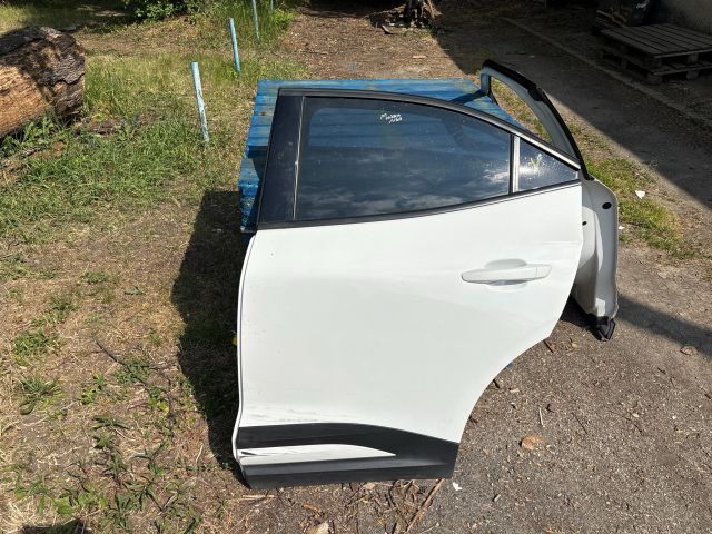 bontott OPEL MOKKA Bal hátsó Ajtó (Részeivel)