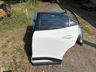 bontott OPEL MOKKA Bal hátsó Ajtó (Részeivel)