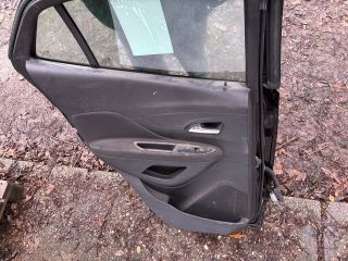 bontott OPEL MOKKA Bal hátsó Ajtó (Részeivel)