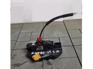 bontott OPEL MOKKA Bal hátsó Ajtózár