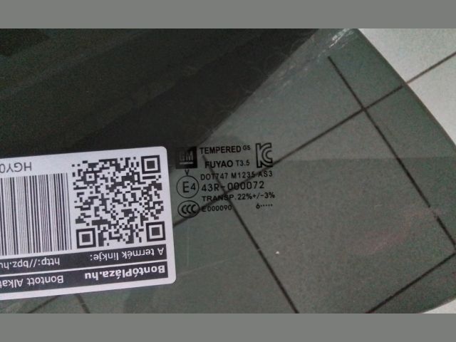 bontott OPEL MOKKA Bal hátsó Fixüveg (Ajtóban)