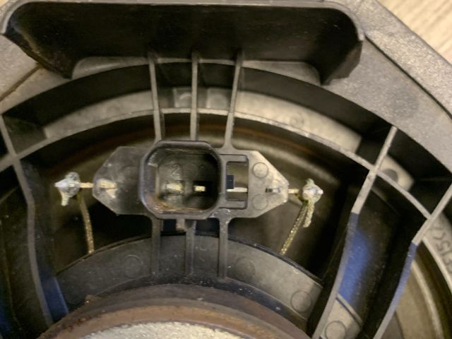 bontott OPEL MOKKA Bal hátsó Hangszóró