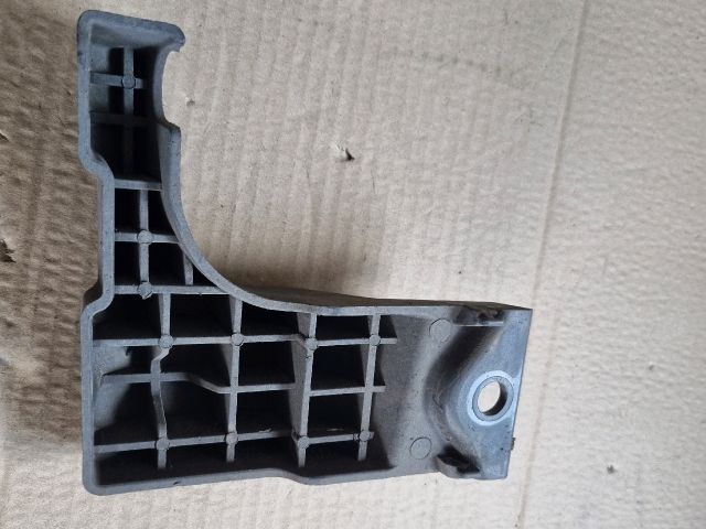 bontott OPEL MOKKA Bal hátsó Lökhárító Tartó (Műanyag)