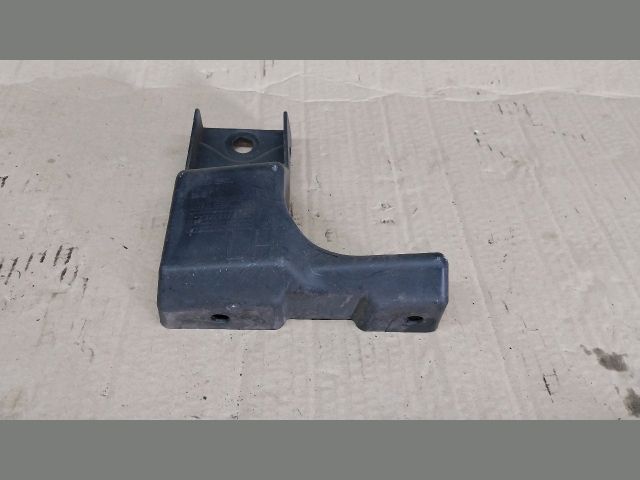 bontott OPEL MOKKA Bal hátsó Oldal Lökhárító Tartó (Műanyag)