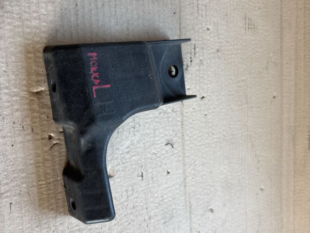 bontott OPEL MOKKA Bal hátsó Oldal Lökhárító Tartó (Műanyag)