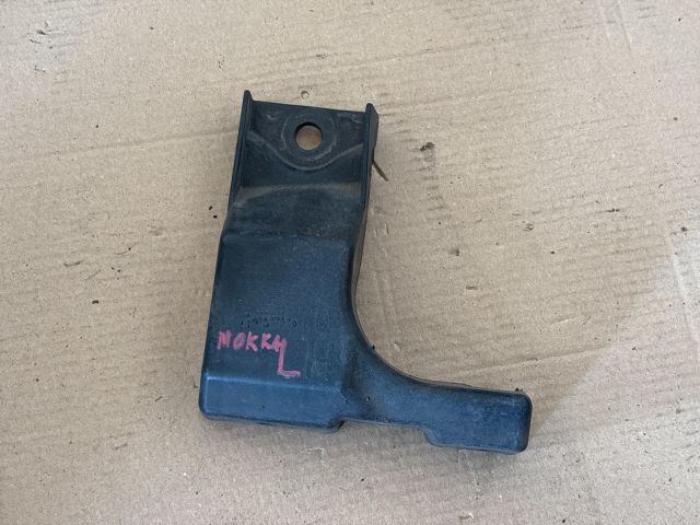 bontott OPEL MOKKA Bal hátsó Oldal Lökhárító Tartó (Műanyag)