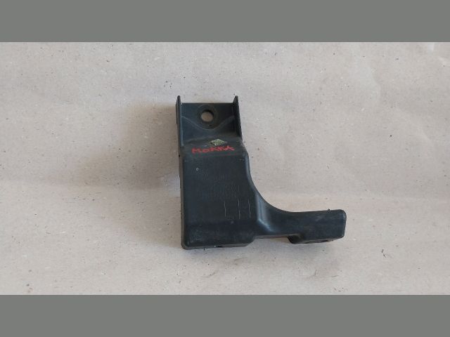 bontott OPEL MOKKA Bal hátsó Oldal Lökhárító Tartó (Műanyag)