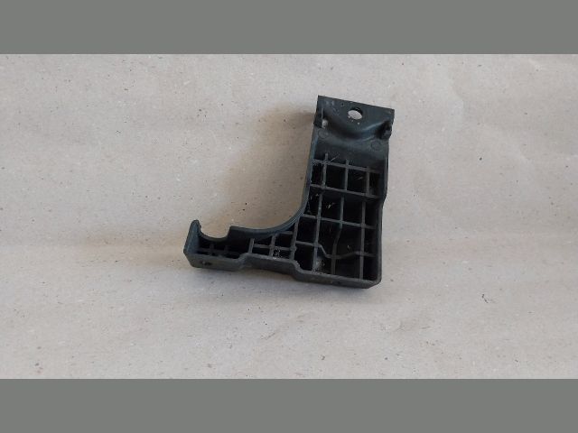 bontott OPEL MOKKA Bal hátsó Oldal Lökhárító Tartó (Műanyag)