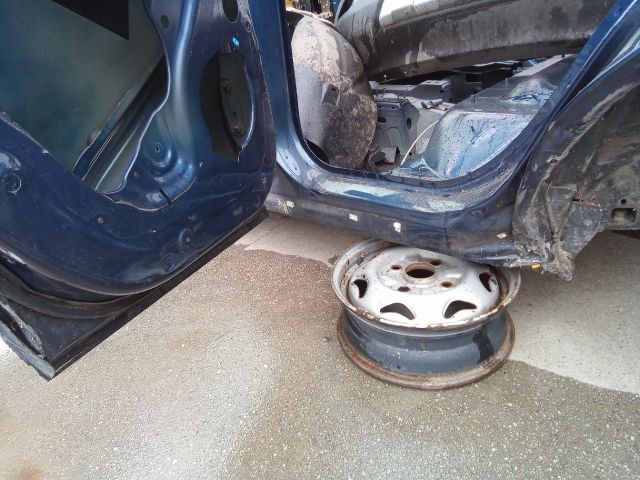 bontott OPEL MOKKA Bal Küszöb