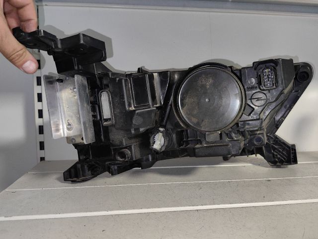 bontott OPEL MOKKA Bal Ledes Fényszóró