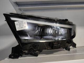 bontott OPEL MOKKA Bal Ledes Fényszóró