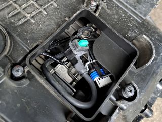 bontott OPEL MOKKA Bal Xenon Fényszóró