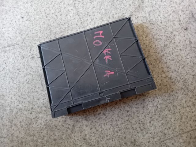 bontott OPEL MOKKA Biztosítéktábla Utastér