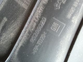 bontott OPEL MOKKA Csomagtérajtó Burkolat Felső