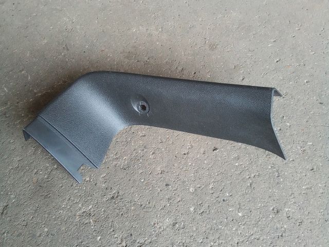 bontott OPEL MOKKA Csomagtérajtó Burkolat Felső